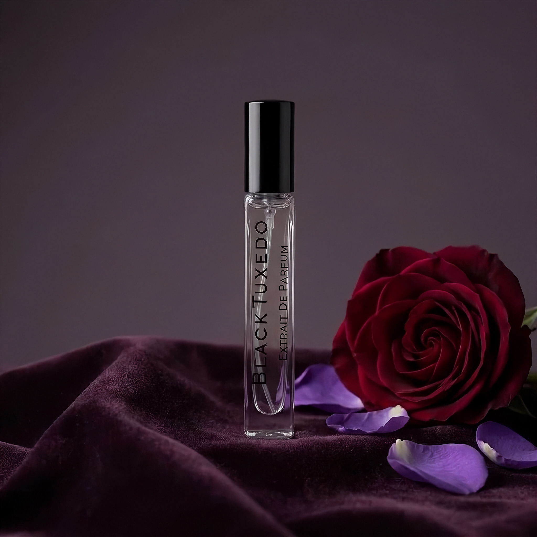 Black Tuxedo 10ml extrait de parfum bottle by Riva di Oro