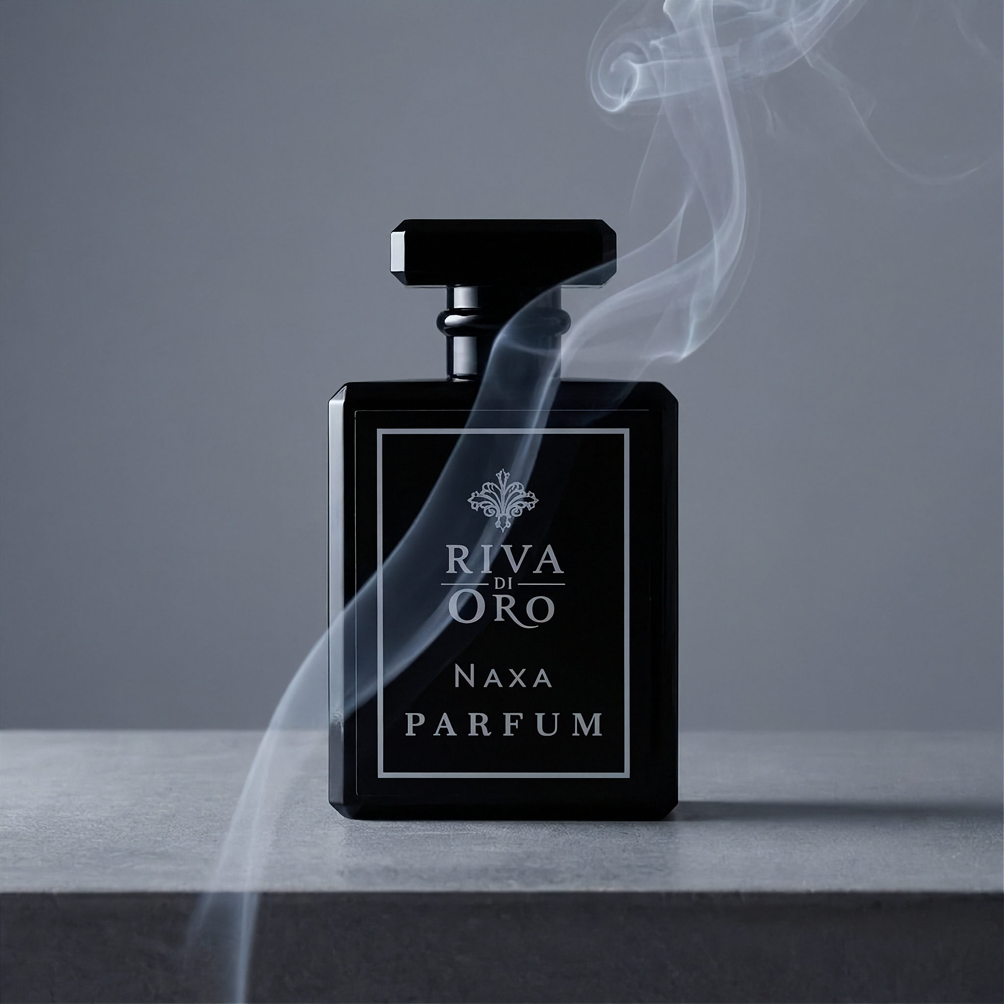 Naxa 100ml perfume bottle detail shot by Riva di Oro