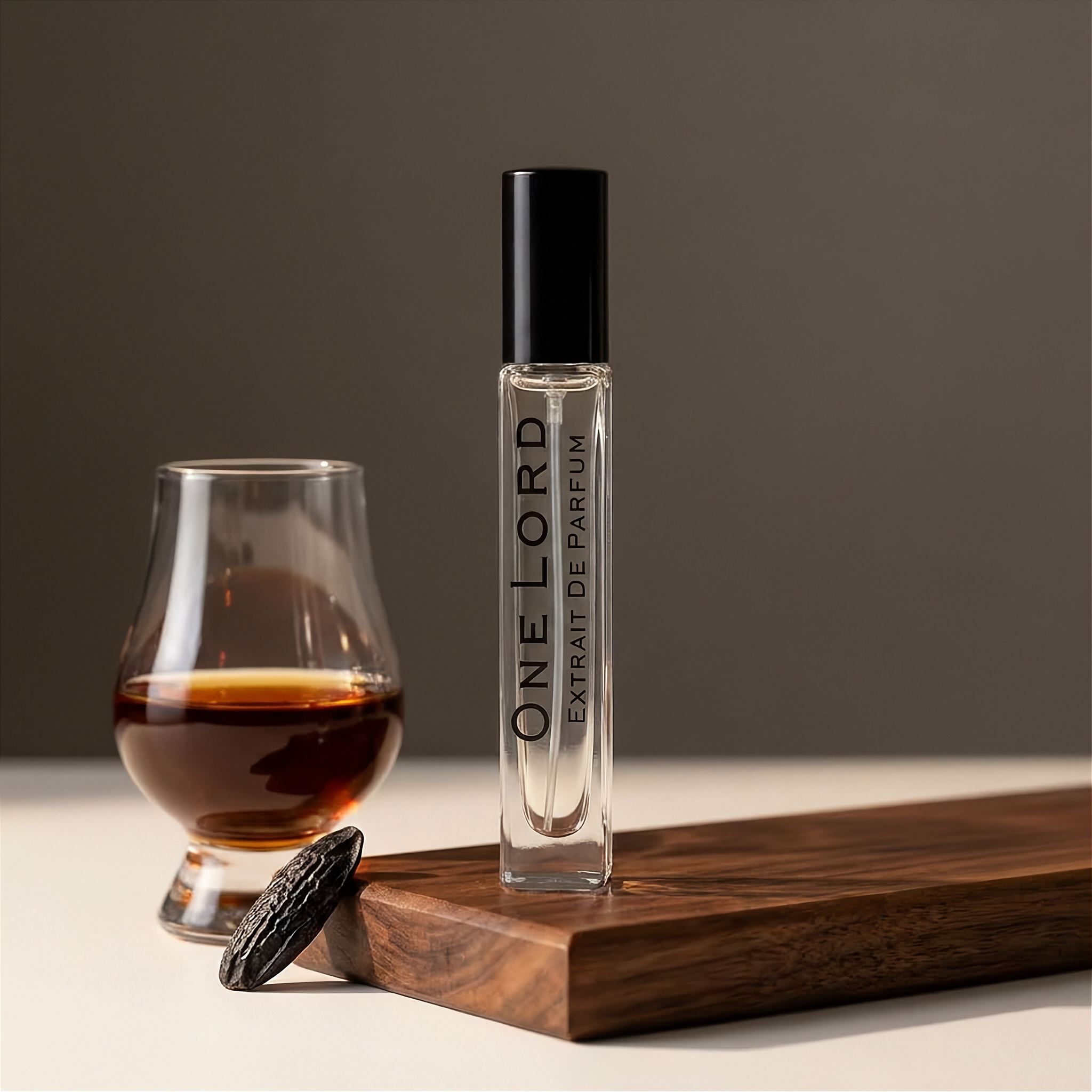 One Lord 10ml extrait de parfum bottle by Riva di Oro